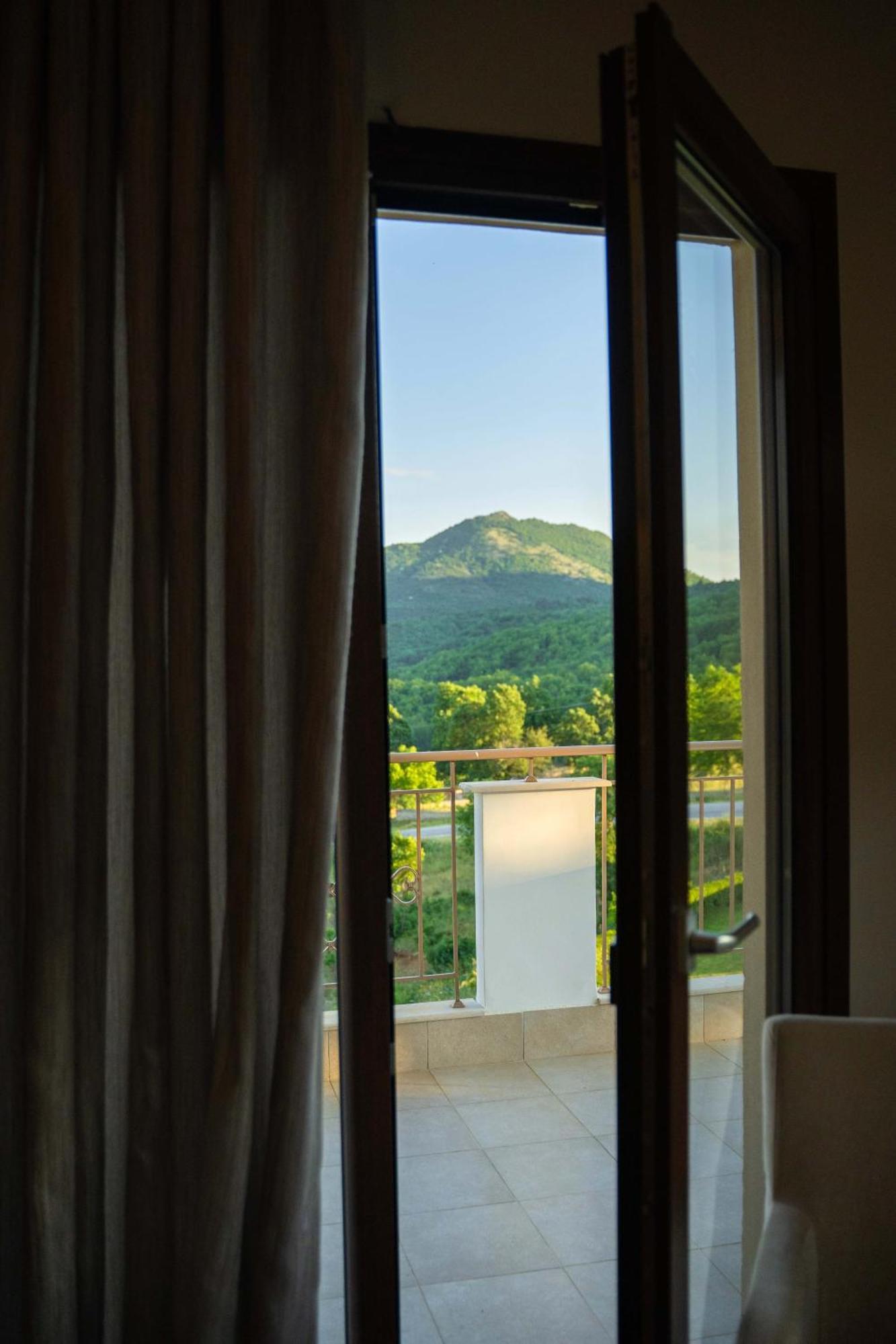 Enastron View Hotel Кастория Экстерьер фото
