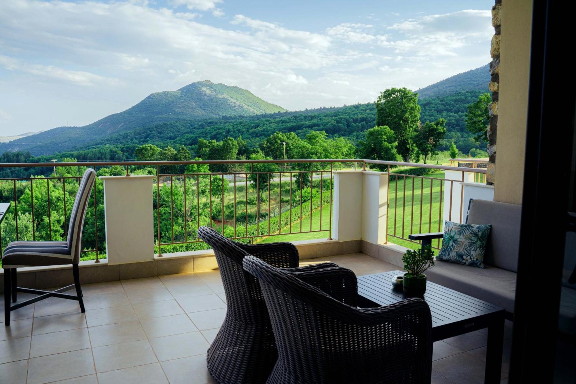 Enastron View Hotel Кастория Экстерьер фото