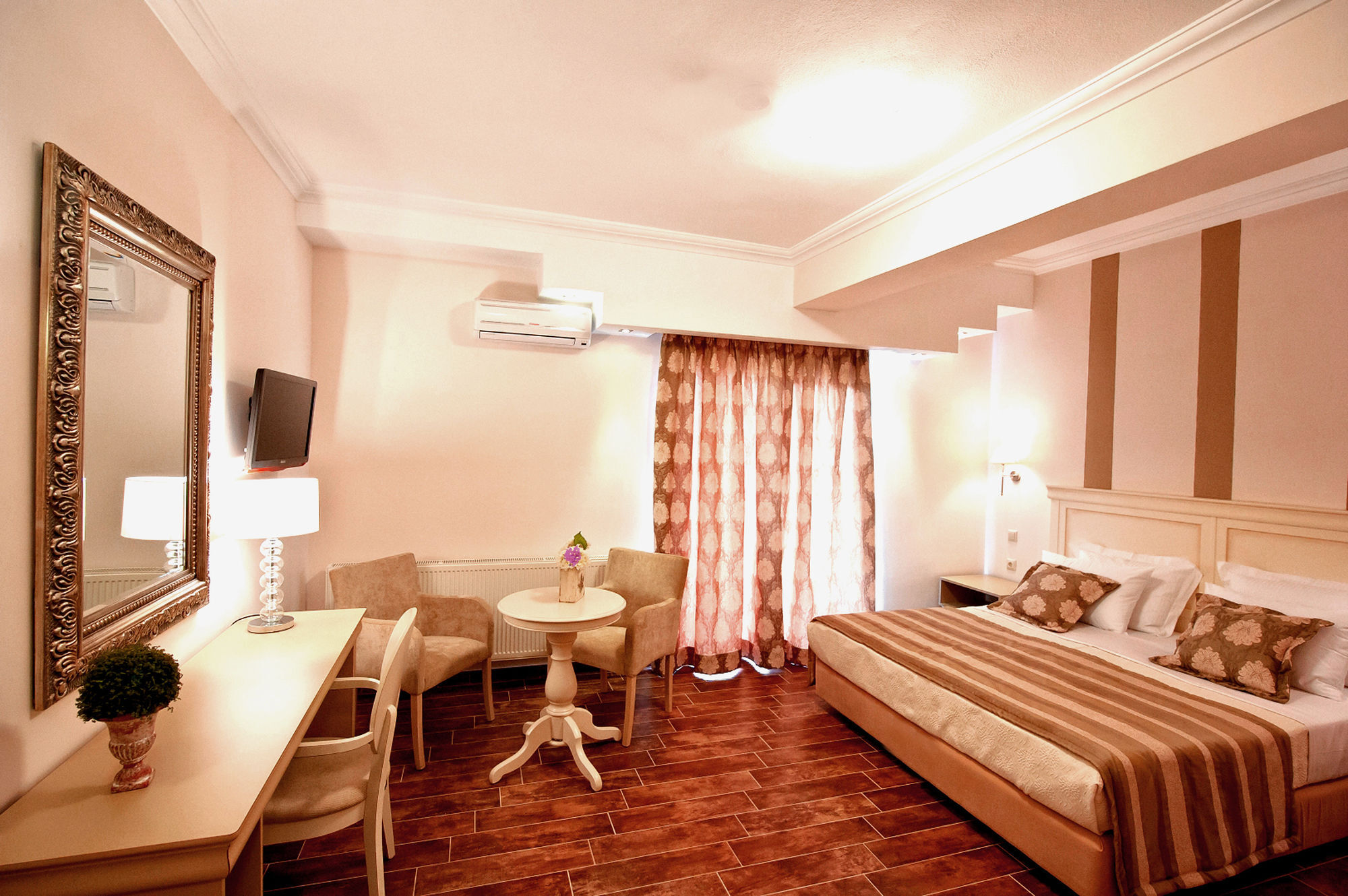 Enastron View Hotel Кастория Экстерьер фото