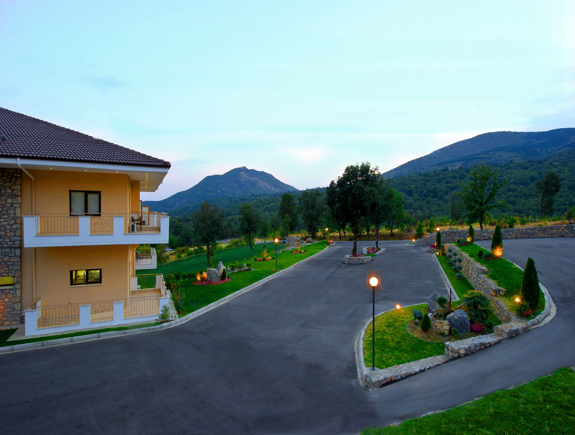 Enastron View Hotel Кастория Экстерьер фото